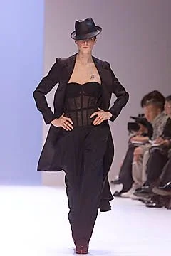 Look 3